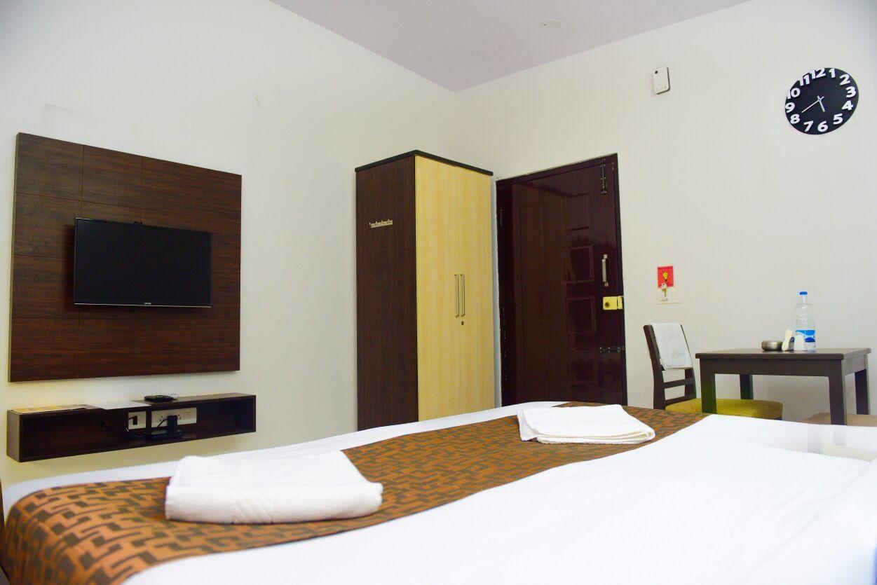 Aparthotel Varsha Enclave- Trinity House Mysore Exterior foto