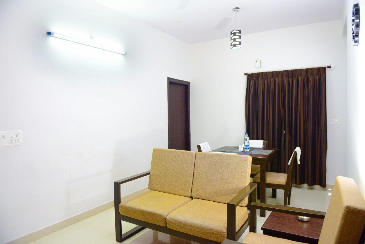 Aparthotel Varsha Enclave- Trinity House Mysore Exterior foto